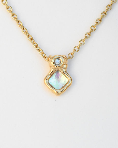 Stardust with zircon