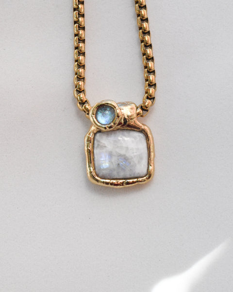 Moon Stone & Blue Stardust