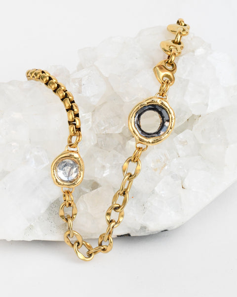 Long way necklace