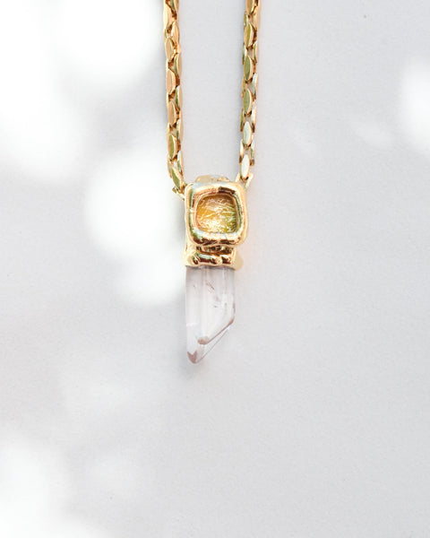 Clear Quartz & Yellow/gold Stardust